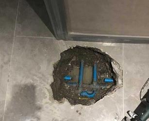 哈尔滨市阳台漏水维修公司分享下暖气管道漏水的原因有哪些